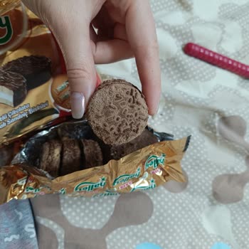 Son Kullanma Tarihi Geçmemiş Halley Ürününün Bayat Ve Bozuk Çıkması