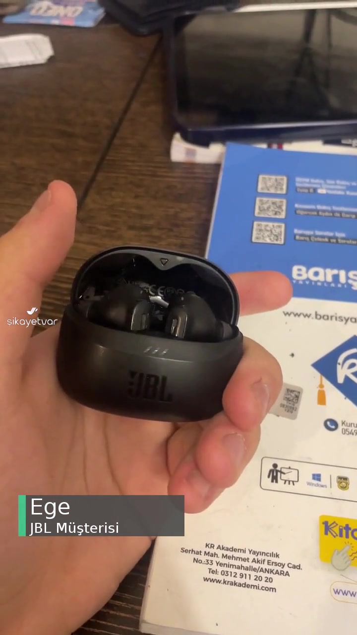 JBL Sağ Kulaklık Bazen Çalışıyor Bazen Çalışmıyor! videonun kapak resmi