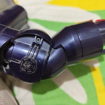 Dyson Dikey Süpürgede Tekrarlayan Parça Kırılması Ve Yetersiz Destek