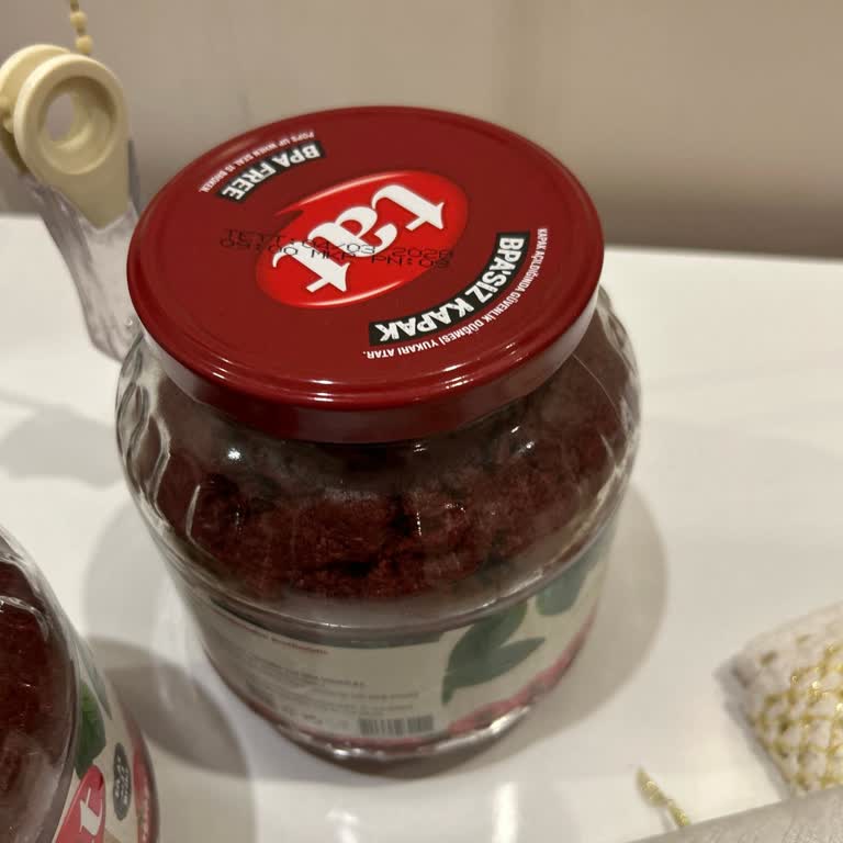 Tat Köy Tipi Salçada Bozukluk Ve Mağduriyet Yaşadım