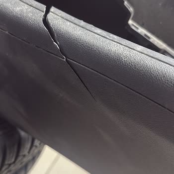 Kargo İle Gelen 8.000 TL’lik Yedek Parça Kırık Teslim Edildi, Mağduriyetim Giderilsin