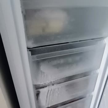 Uğur Derin Dondurucu Buzlanma Sorunu!