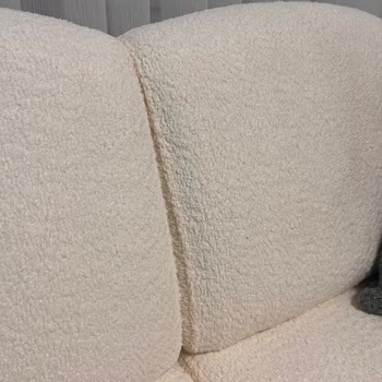 Açık Renk Koltukta İç Kısımlarda Siyahlık Ve Yanlış Ölçü Problemi Yaşadım