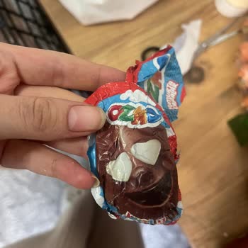 Bozuk Çikolata Sürpriz Yumurtası Hayal Kırıklığı Yarattı
