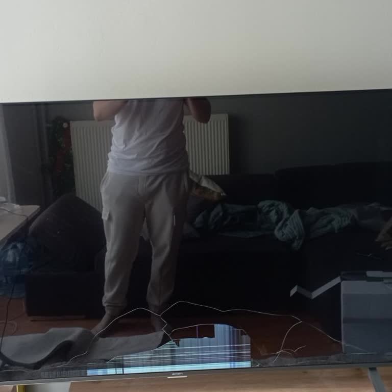 Teknosa Kırık Televizyonun İade Süreci Belirsiz Ve Mağduriyetim Giderilmiyor!