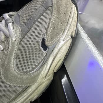 Kısa Sürede Açılan Ayakkabıya Kullanıcı Hatası Denilerek İade Reddedildi