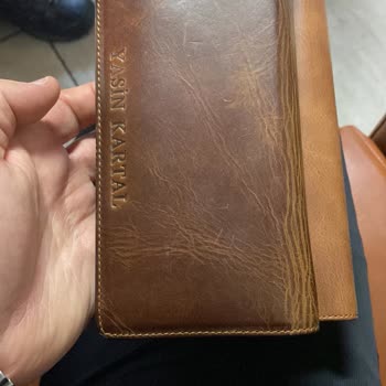 Yanlış Renk Ve Arızalı Cüzdan Gönderildi Mağaza İletişim Kurmuyor