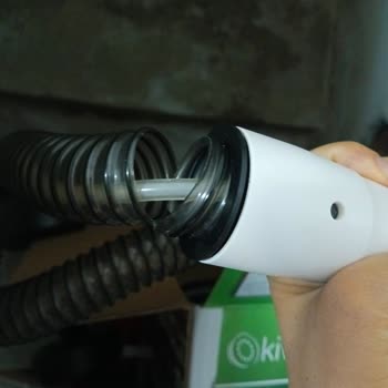 Yeni Aldığım Halı Yıkama Makinesi Hortumu Hemen Yırtıldı Yedek Parça Da Yok