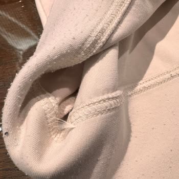 Gant Sweatshirt Kısa Sürede Deforme Oldu, Mağaza Sorumluluk Almadı