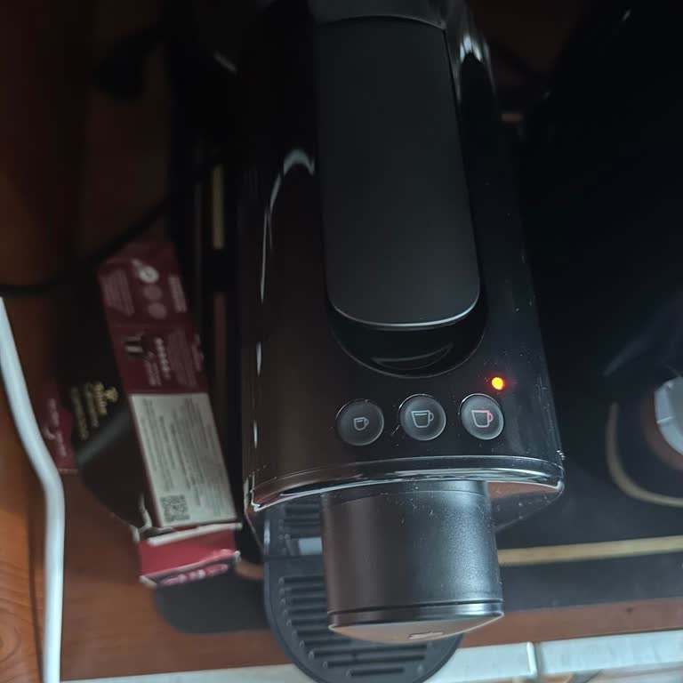 Tchibo Pure+ Capsule Stuck Red Light Error - Needs Support