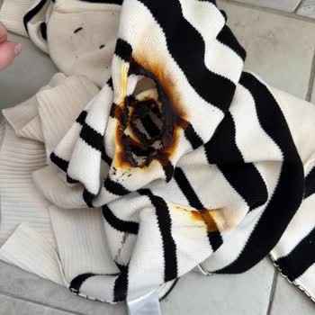 Çamaşır Makinesinde Güvenlik Riski: Yanan Kıyafet Ve Yetersiz Destek