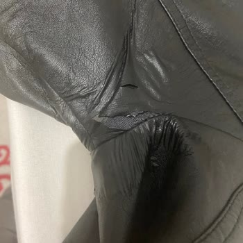 Ender Mağazaları Yaklaşık 7 Ay Sonra Montta Yırtılma Ve Ciddi Deformeler Oluştu