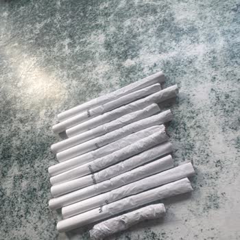 Marlboro Edge Blue 10’lu Paketten Hasarlı Sigara Çıkması Ve Değişim Talebi