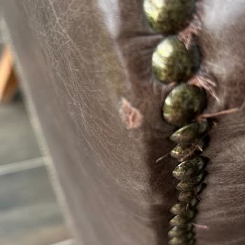 Bir Yıldır Teslim Edilmeyen Mobilyalar Nedeniyle Mağduriyet