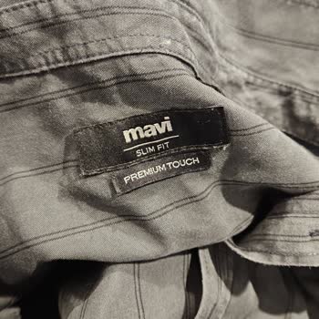 Mavi Gömlek İlk Yıkamada Renk Attı, Değişim Talebim Reddedildi