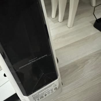 Kiwi Home Cihazın Gövdesinde Kendi Kendine Çatlamalar Meydana Geldi