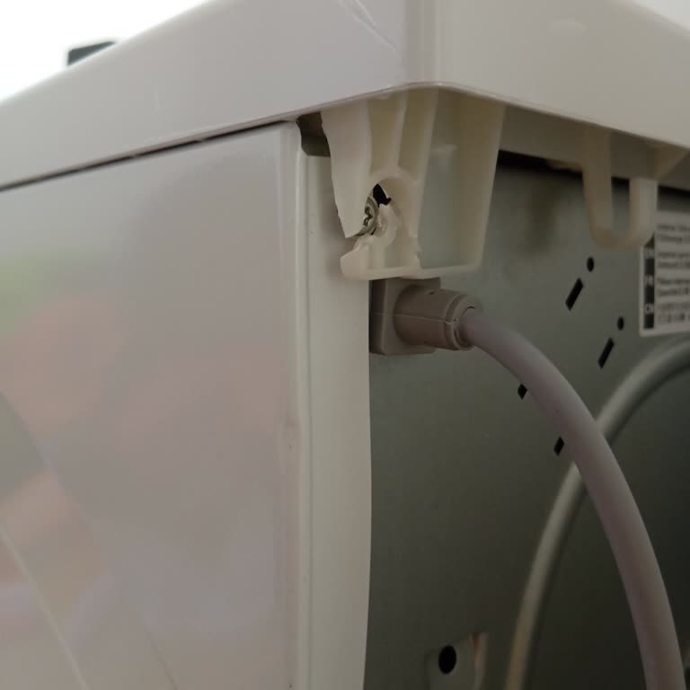 Kurutma Makinesi Kırık Teslim Edildi Servis Ve Mağaza Sorumluluk Almadı