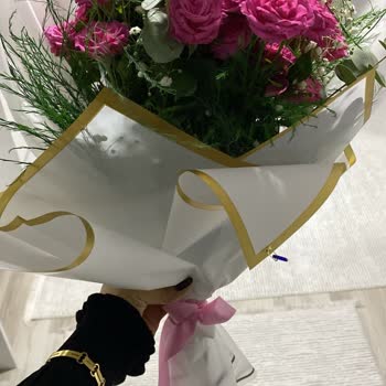 Şişli Sabuncakis Çiçek Siparişle Alakasız Ürün Gönderildi, İade Talebim Reddedildi!