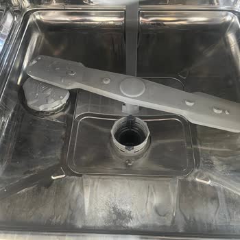 Yeni Altus Bulaşık Makinesi İki Kez Değişti Sorun Hala Çözülmedi