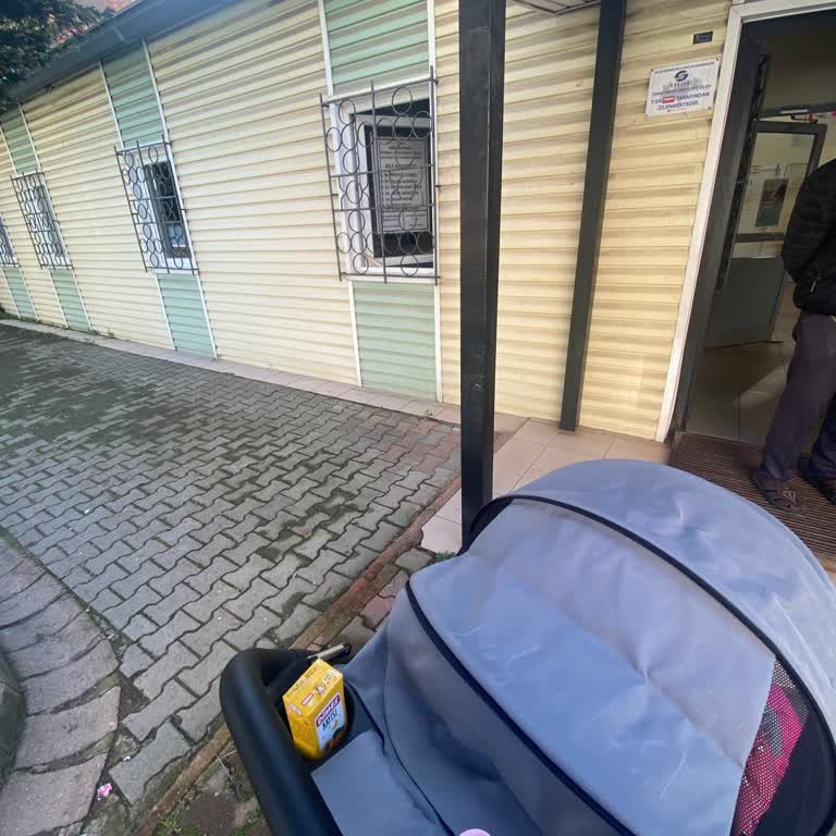 Aile Sağlığı Merkezi'nin Öğle Tatili Saatlerindeki Belirsizlik Ve Mağduriyet