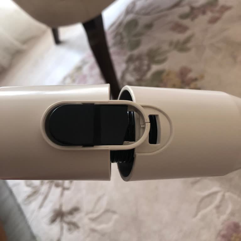 Kırılan Parça Nedeniyle Süpürge Kullanılamaz Hale Geldi