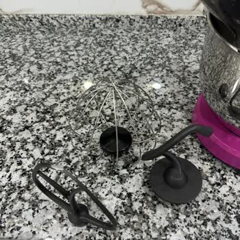 Elektrik Çarpması Riski Taşıyan Karaca Yoğurma Makinesi İçin Değişim Talebi