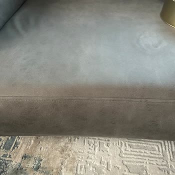 Yeni Alınan Koltuk Takımında Kısa Sürede Renk Solması Mağduriyeti