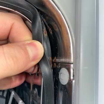 Bulaşık Makinesi Pas Sorunu Ve Yetersiz Servis Desteği