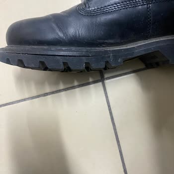 Aldığım Botun Tabanı Açıldı, Mağaza Sorumluluk Almadı