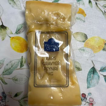 Vakumlu Peynirde Sinek Ölüleri Ve Yetersiz Müşteri Desteği