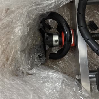 Kargo Şirketinin Kırık Ürün İçin Sorumluluk Almaması Ve Maddi Zararım