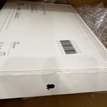 Media Markt’tan Kirli Ve Hasarlı Macbook Teslimatı, Yetersiz Müşteri Hizmetleri