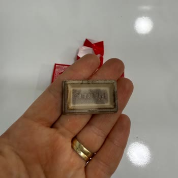 Ülker Napoliten Çikolata'da Bozulma Ve Kötü Koku Şikayeti