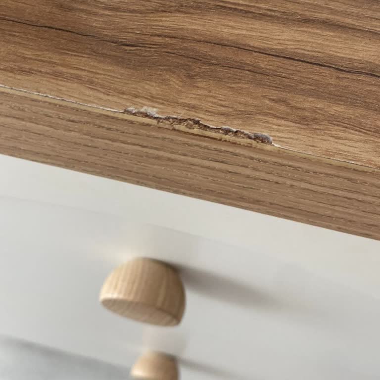 Ayıplı Gelen Makyaj Masası İçin Çözüm Sunulmuyor