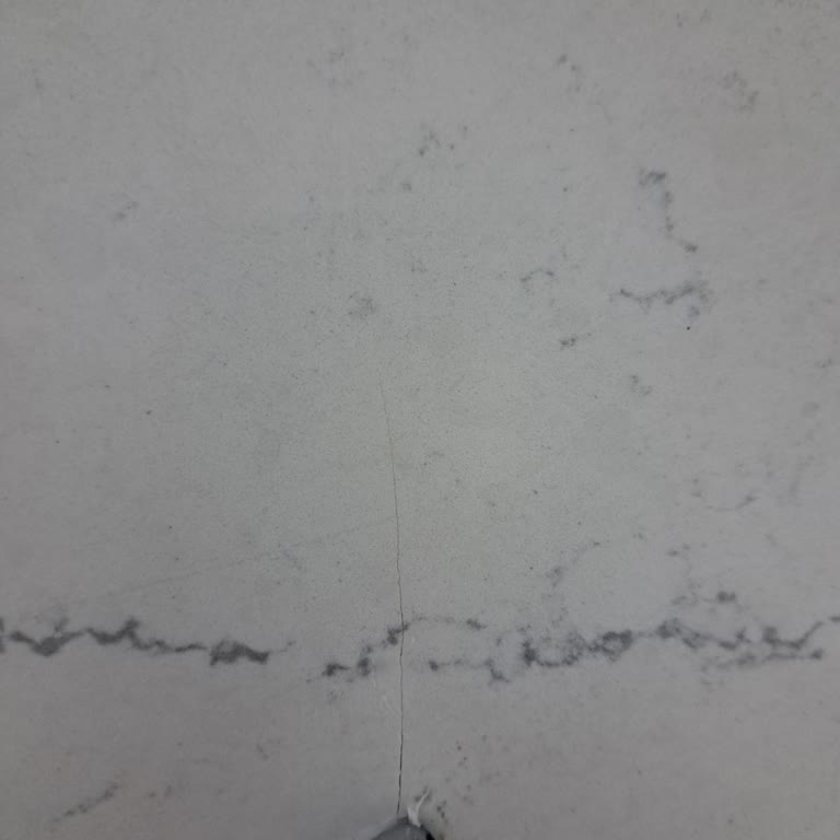 Yeni Yapılan Mermer Tezgahın Kısa Sürede Çatlaması Ve Firmanın İlgisizliği