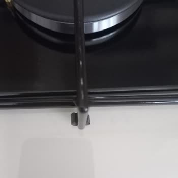 Bosch Ocak İki Günde Boya Attı İade Talebim Reddedildi