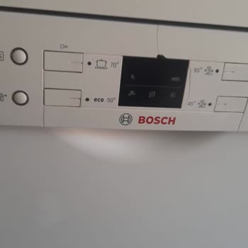 Bulaşık Makinesi Panelinde Oluşan Çatlak İçin Kullanıcı Hatası Değerlendirmesine İtiraz