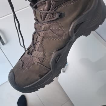 YDS Boots Kısa Sürede Oluşan Lekeler Ve Deformasyon Hayal Kırıklığı Yarattı