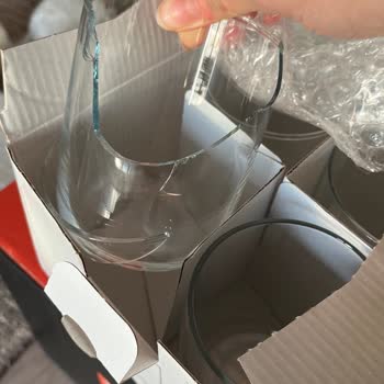 Kırık Gelen Bardak İçin Çözüm Bulamıyorum: İade Veya Değişim Talebim Karşılanmadı