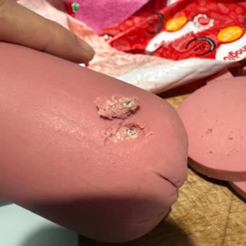 Küflü Salam Nedeniyle Sağlık Ve Güven Endişesi Yaşadım, Markadan Dönüş Alamadım