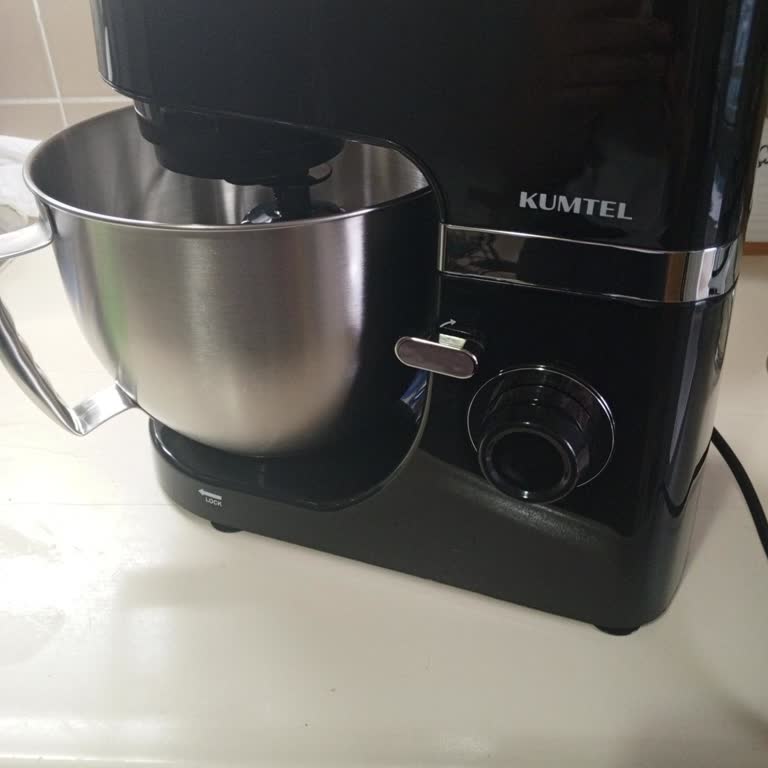 Kullanılamayan Hamur Yoğurma Makinesi Ve Cevapsız Servis