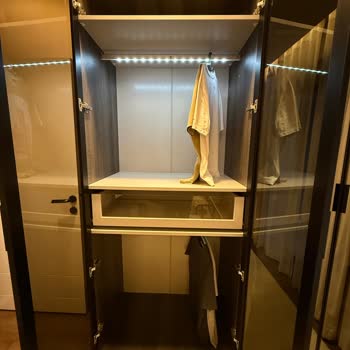 Yanlış Çizim Nedeniyle Dolabın Bir Kısmı Kullanılamaz Halde Ve Fazla Parçalar İade Alınmıyor