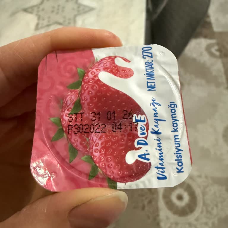 Meyveli Yoğurtta Yabancı Madde Çıkması Nedeniyle Güven Kaybı