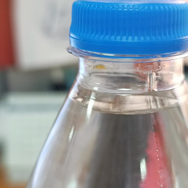 Pınar Su Şişesinde Çapak Nedeniyle Yaşanan Kesik ve Güven Sorunu