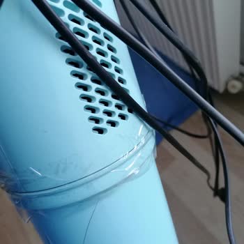 Tek Düşmede Kırılan Süpürgeye Kullanıcı Hatası Denilerek Çözüm Sunulmadı