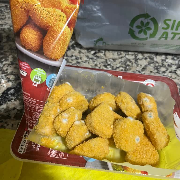 Bozulmuş Tavuk Satışı Ve İletişimsizlik Nedeniyle Mağduriyet Yaşadım