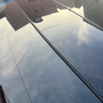 Yeni Renault Megane Cam Tavan Ön Çıtasında Beklenmedik Çatlak Sorunu