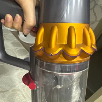 Dyson V15S Submarine Başlığı Ve Papatya Kısımlarında Erken Arıza Ve İşlev Kaybı Yaşadım