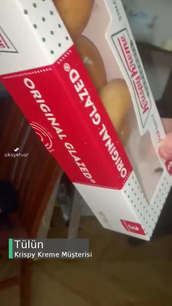 Krispy Kreme Kapalı Kutu İçinde Canlı Böcek Şoku! videonun kapak resmi