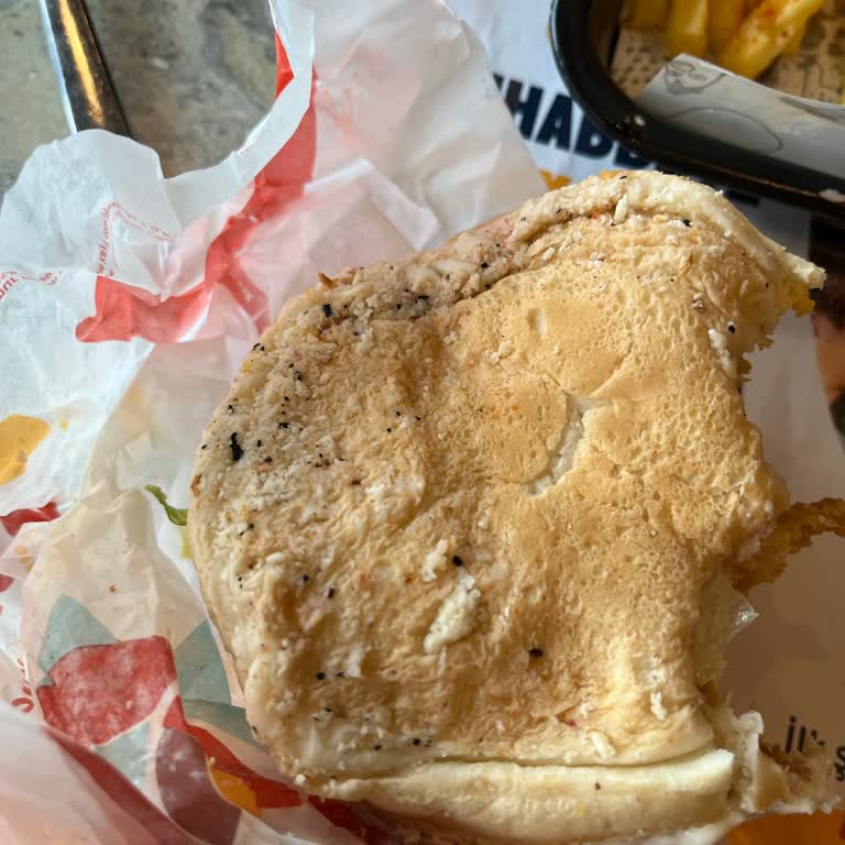 Bozuk Ürün Ve İlgisiz Personel Nedeniyle Kötü Deneyim